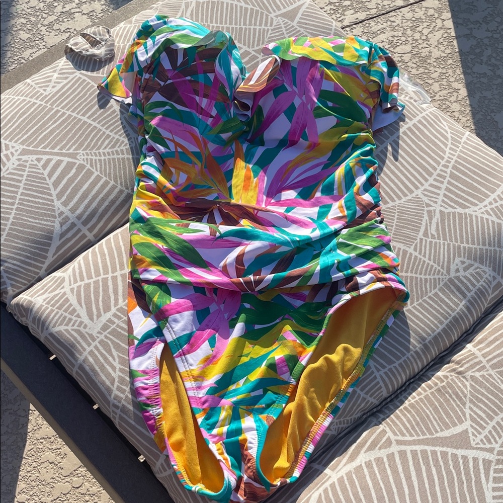 Fantasy Island Strapless Ruffle Bandeau One-Piece Swimsuit by Bleu Rod Beattie 6